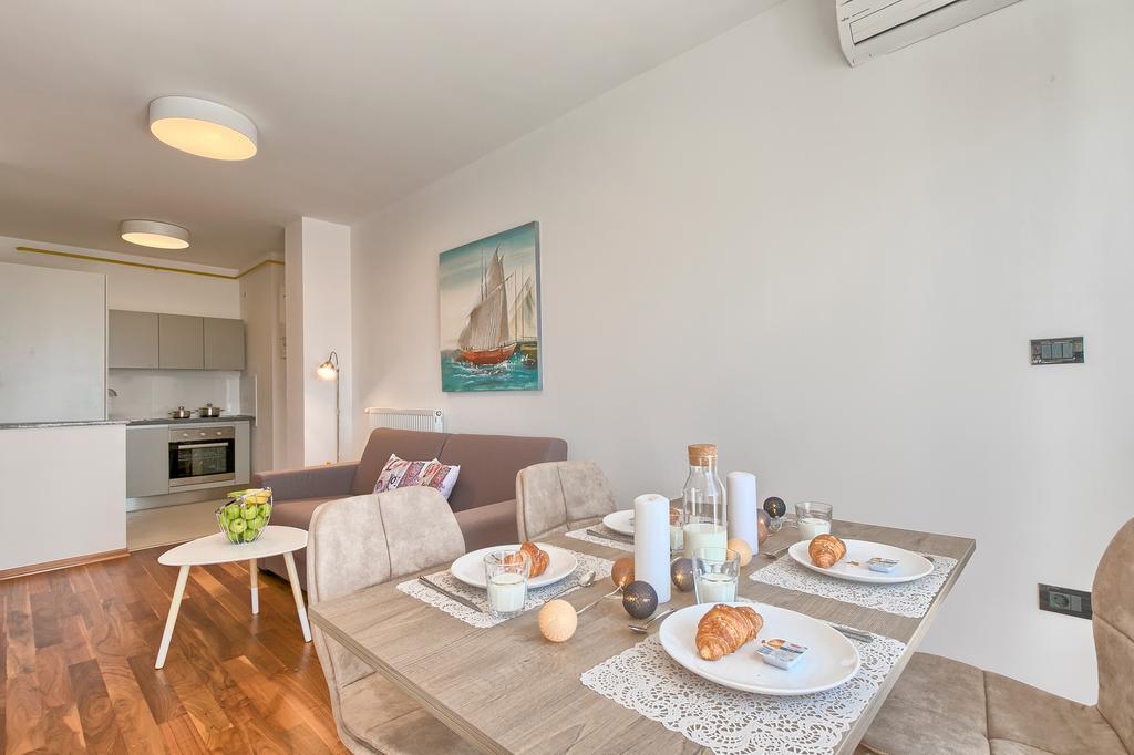 Adriatic Apartments Фажана Экстерьер фото